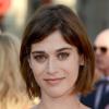 Lizzy Caplan