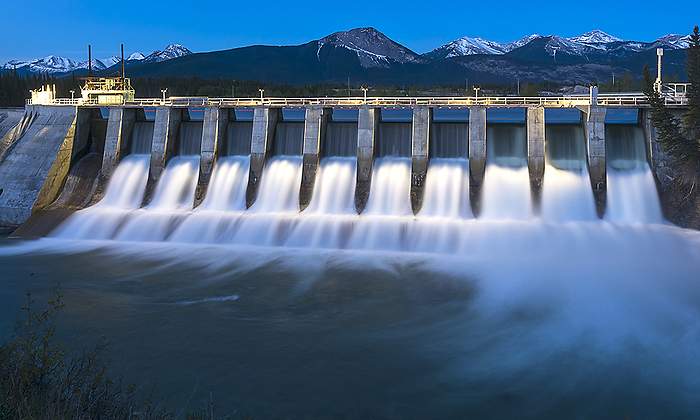 agua-presa-istock.jpg