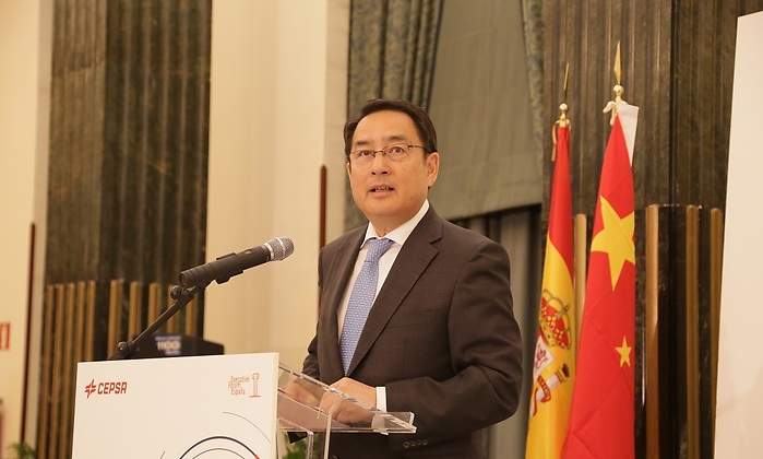 Lyu-Fan-embajador-chino.jpg