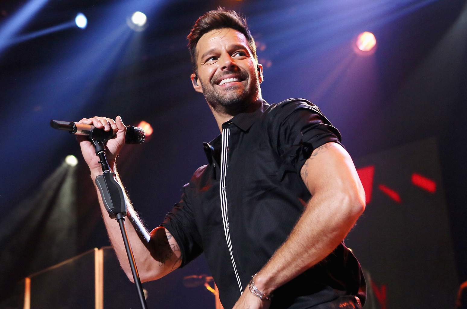 ricky-martin-perform-iheartradio-2015-billboard-1548.jpg
