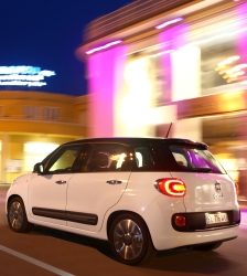 Prueba | Fiat 500L: pequeño por fuera, grande por dentro