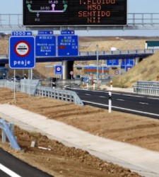 Fomento confía en cerrar "en unos días" el rescate de las autopistas en problemas