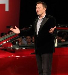 ¿Y si Apple comprara Tesla Motors?