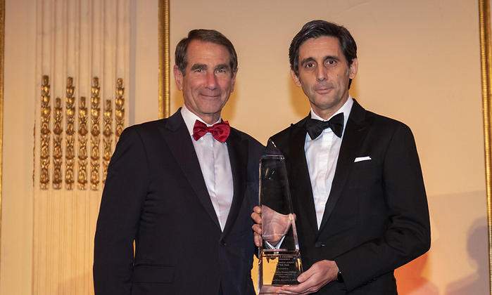 2019-Business-Leader-of-the-Year_1.jpg