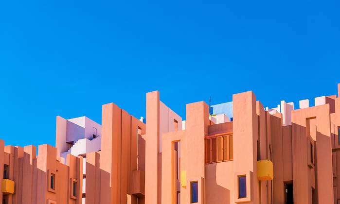 muralla-roja.jpg