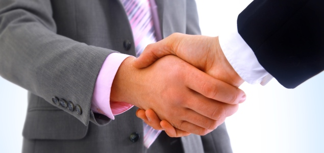 acuerdo_comercial_empresario.jpg