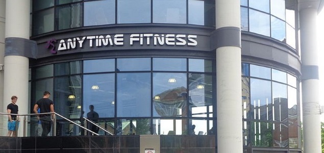 Anytime-fitness-635-wikimedia.jpg