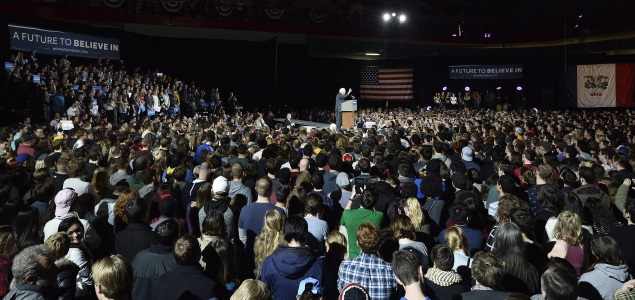 sanders-mitin-iowa-efe-635x300.jpg