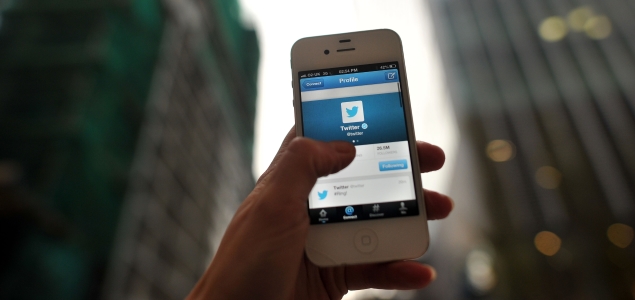 Twitter-telefono-Getty-635-300.jpg