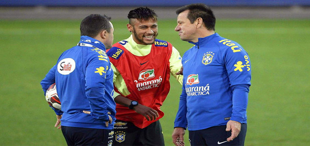 dunga_neymar_entrenamiento.jpg