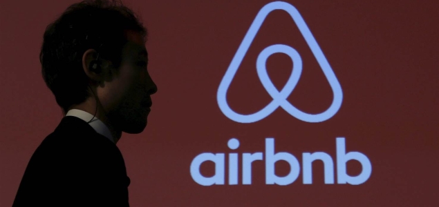 Airbnb-logo-reuters-635-300.jpg