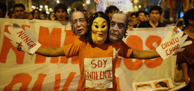 mani-keiko-fujimori-635x300.jpg