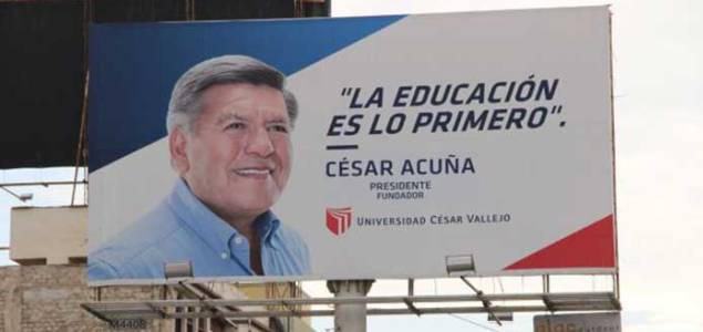 paneles-publicitario-UCV.jpg
