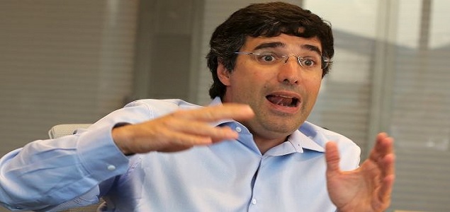 esteves.jpg