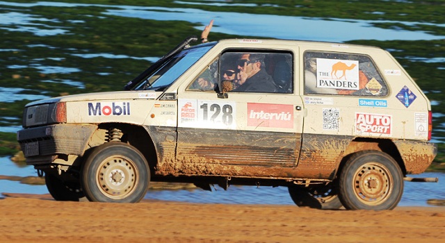 panda_raid_coche_rally.jpg