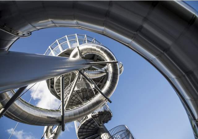 Aventura-Slide-Tower-efe-1.jpg