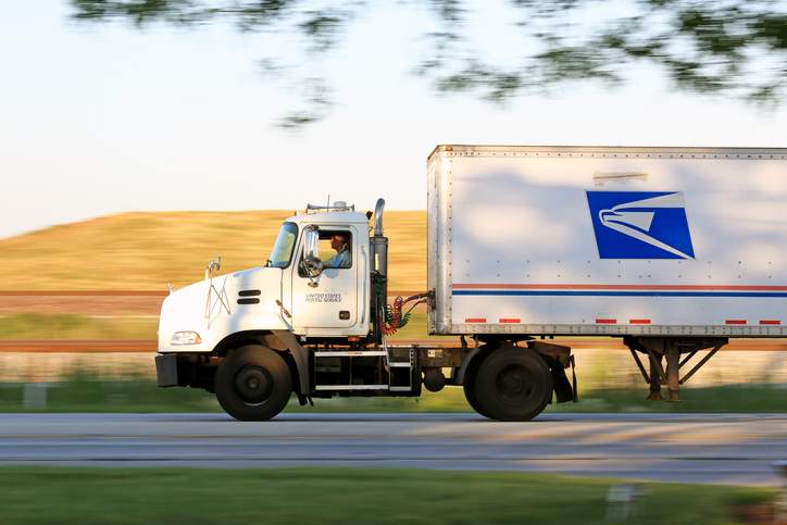 USPS-Correo-Camion.jpg