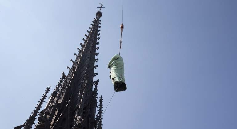 Notre-Dame-reuters-770.jpg