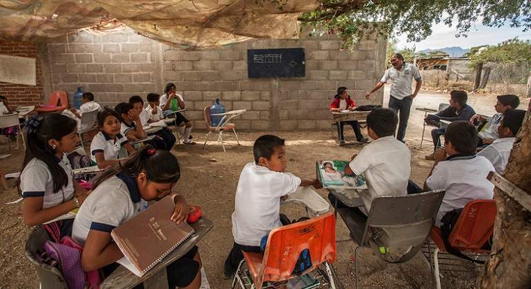 rezago-educativo.jpg