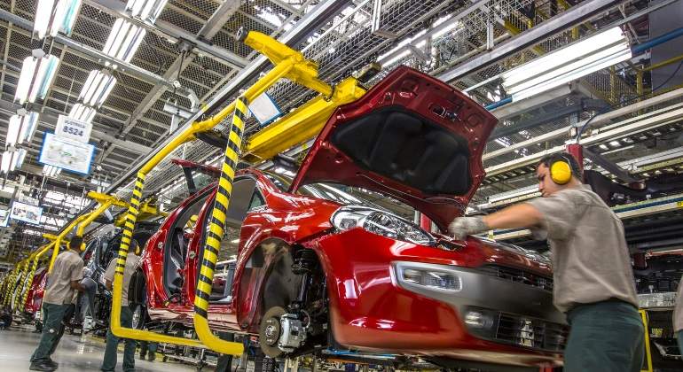 fabrica-automotriz-ntx-770.jpg