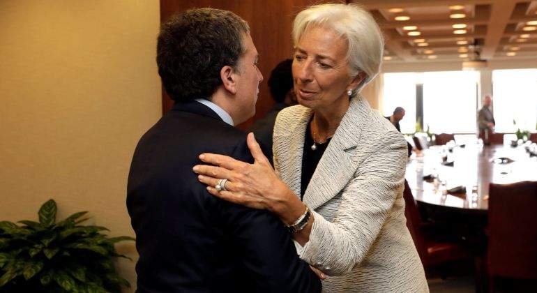 Nicolas-Dujovne-con-Christine-Lagarde-Reuters.jpg