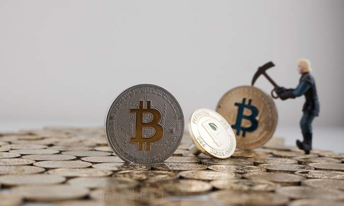bitcoin-minando.jpg