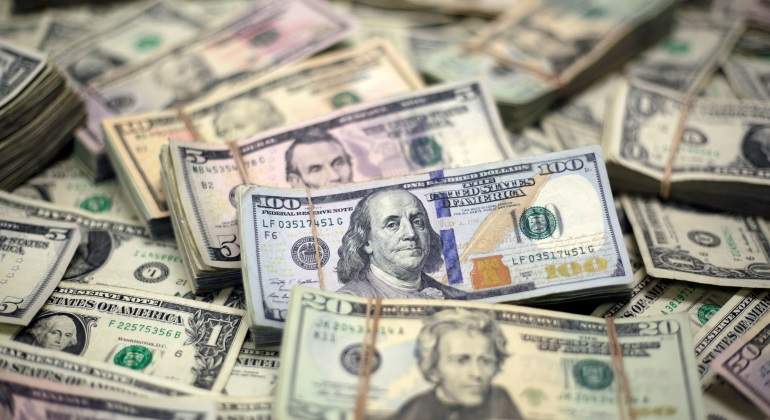 dolares-reuters-770.jpg
