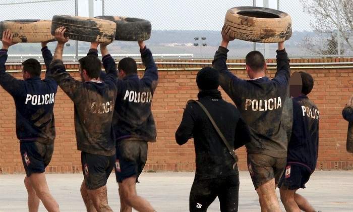 PoliciaEntrenamiento.jpg