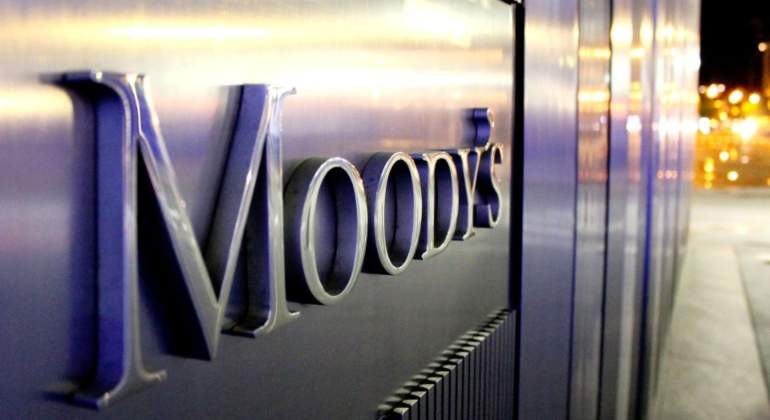 moodys-amlo.jpg