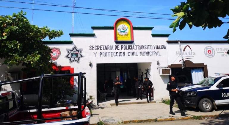 policias-detenidos-chiapas-FG-770-420.jpg