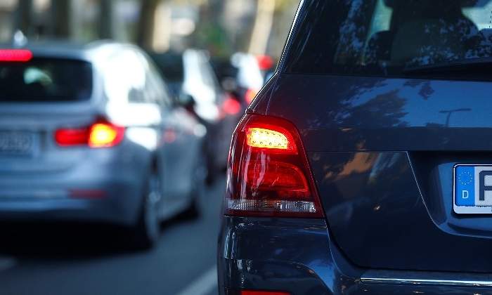 emisiones-coche-atasco-reuters.jpg