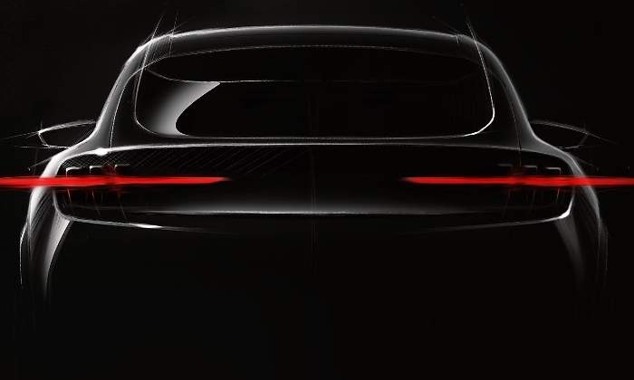 ford-electrico-teaser-2018-01.jpg