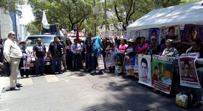 padres-normalistas-2-770-420.jpg