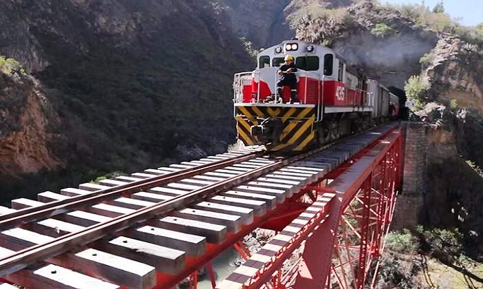 Ferrocarril-Huancayo-Huancavelica.jpg