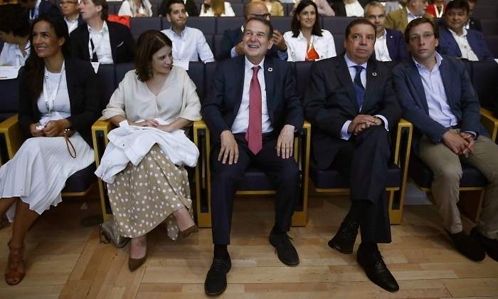 abel-caballero-pleno-femp-efe.jpg