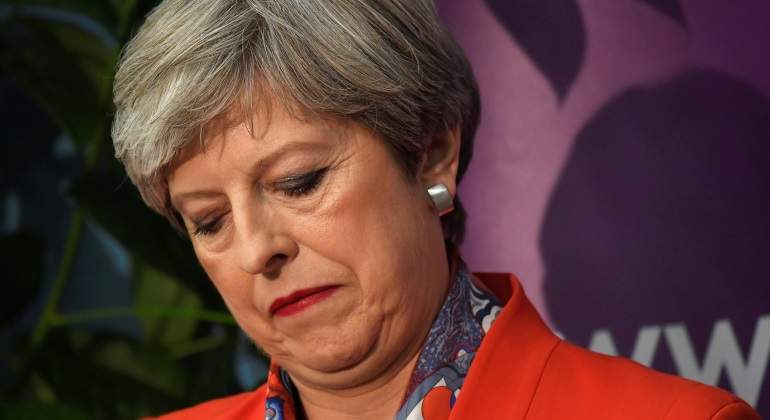 May celebra una reunión con su grupo parlamentario