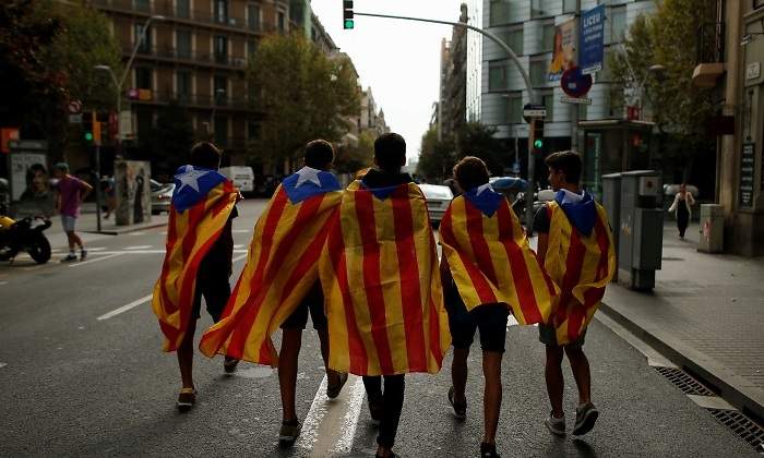 huelga3O-cataluna-esteladas-reuters.jpg