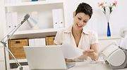 mujer-trabajadora-despacho-770-dreams.jpg