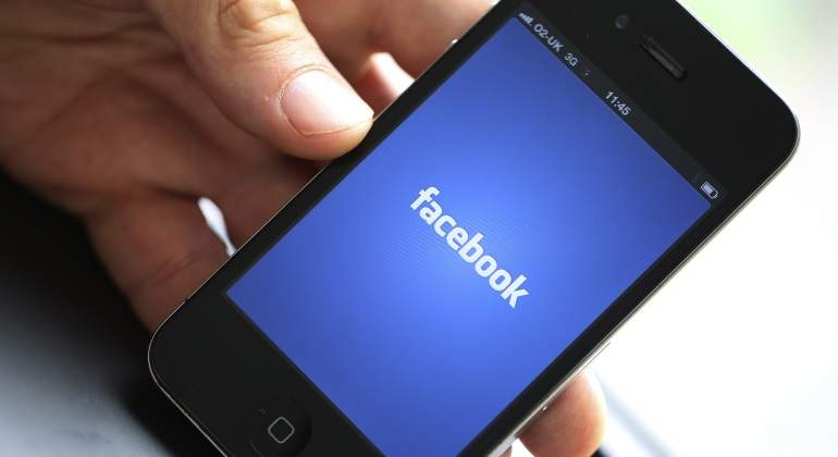 Facebook-Bloomberg-770.jpg
