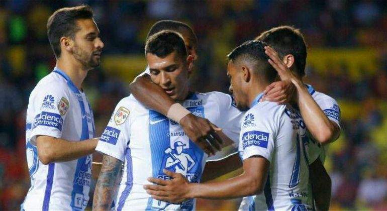 Franco Jara en Pachuca - Reuters.jpg