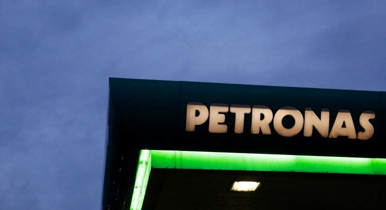Petronas-reuters-770.jpg