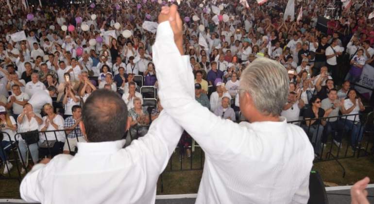 Vera-y-Blanco--Twitter-cuauhtemocb10.jpg