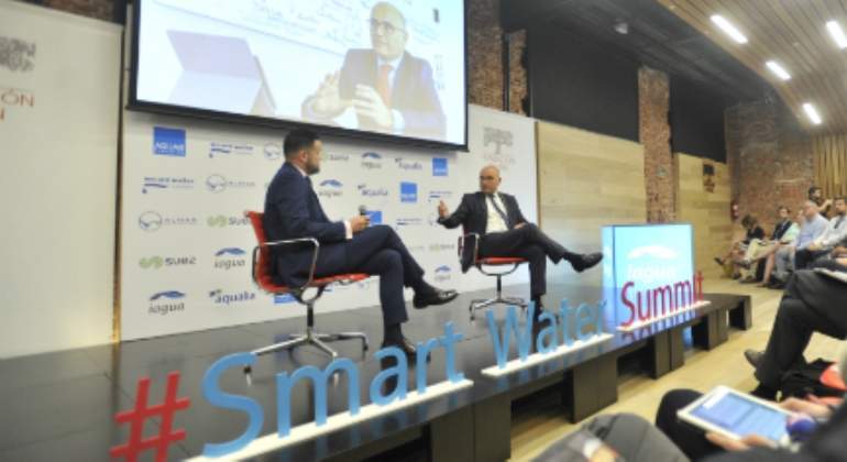 summit_smart_water.jpg
