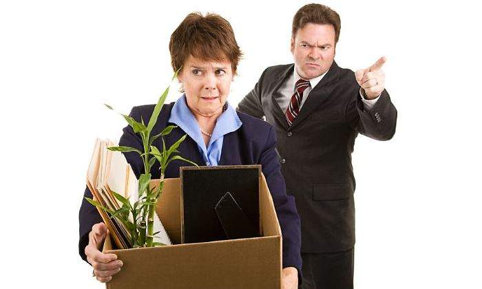 despido-jefe-caja-770-dreamstime.jpg
