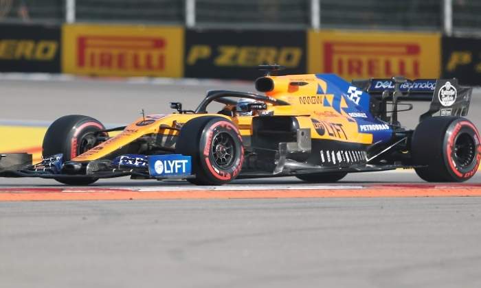 sainz-mclaren-reuters.jpg