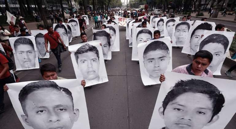 ayotzinapa-fgr.jpg