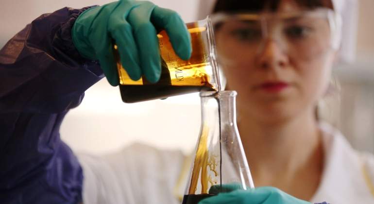 petroleo-laboratorio-bloomberg.jpg