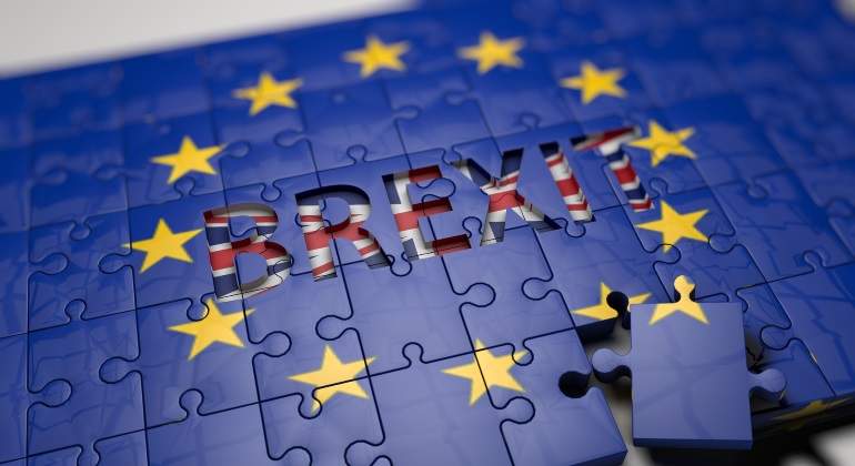 Europeos se quedarán en Reino Unido pese al Brexit, promete May