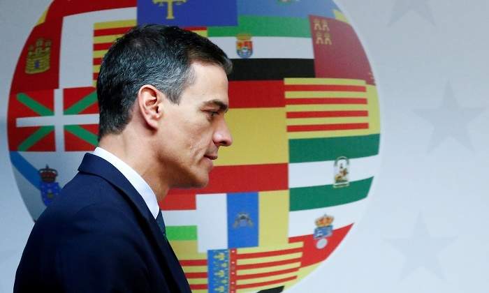 pedro-sanchez-banderas-regiones-reuters.jpg