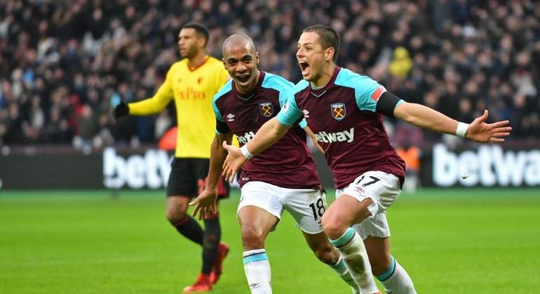 Chicharito-Twitter-WEST-HAM.jpg